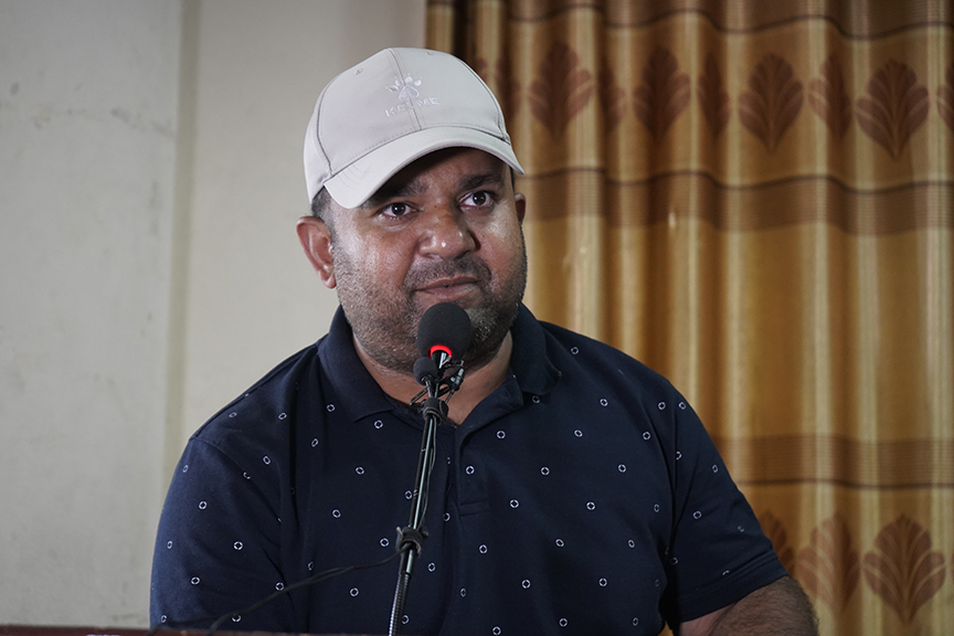 ‘माखाल’ लोकार्पण समारोहमा परिचय पब्लिकेसनका निर्देशक नवीन खतिवडा । २०८१ असोज १० ।