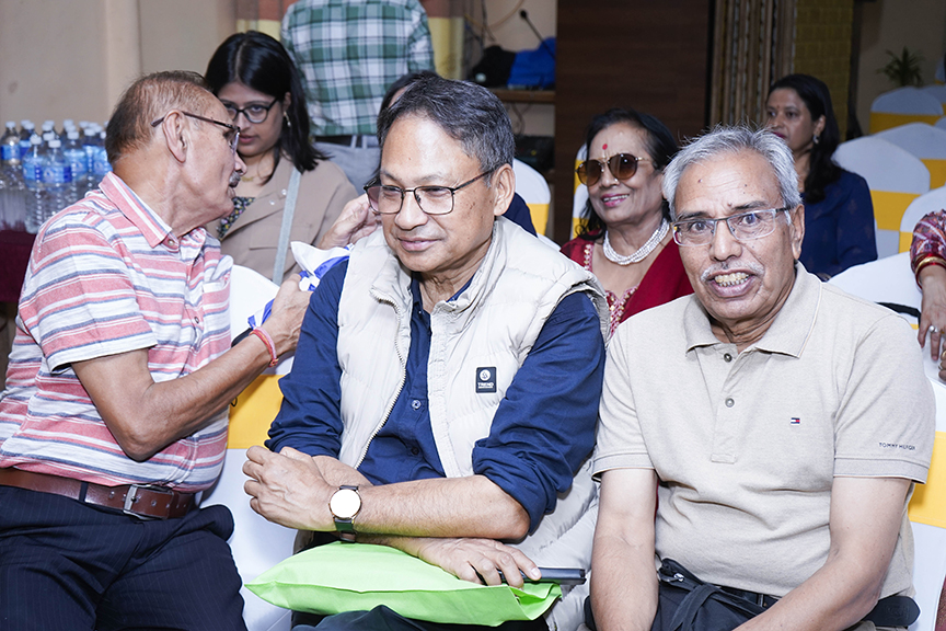 विजय चालिसेद्वारा लिखित उपन्यास ‘युगसन्धि’को लोकार्पण । २०८१ असोज १५