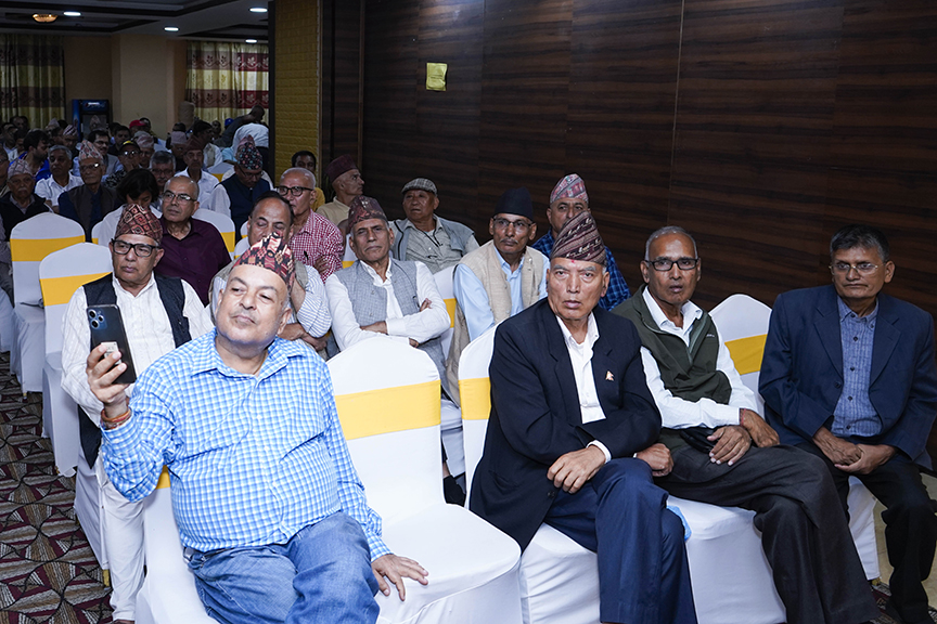 विजय चालिसेद्वारा लिखित उपन्यास ‘युगसन्धि’को लोकार्पण । २०८१ असोज १५